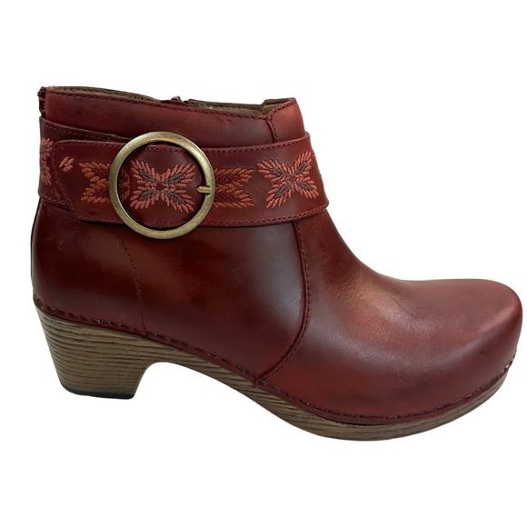 Dansko Women's Mina Ankle Leather Bootie Color: Red Oiled Size: 37 NEW - Picture 1 of 16